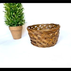 Wicker Basket/Bowl, Vintage/Boho,